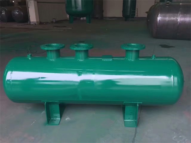 通江通江通江蒸汽分气缸